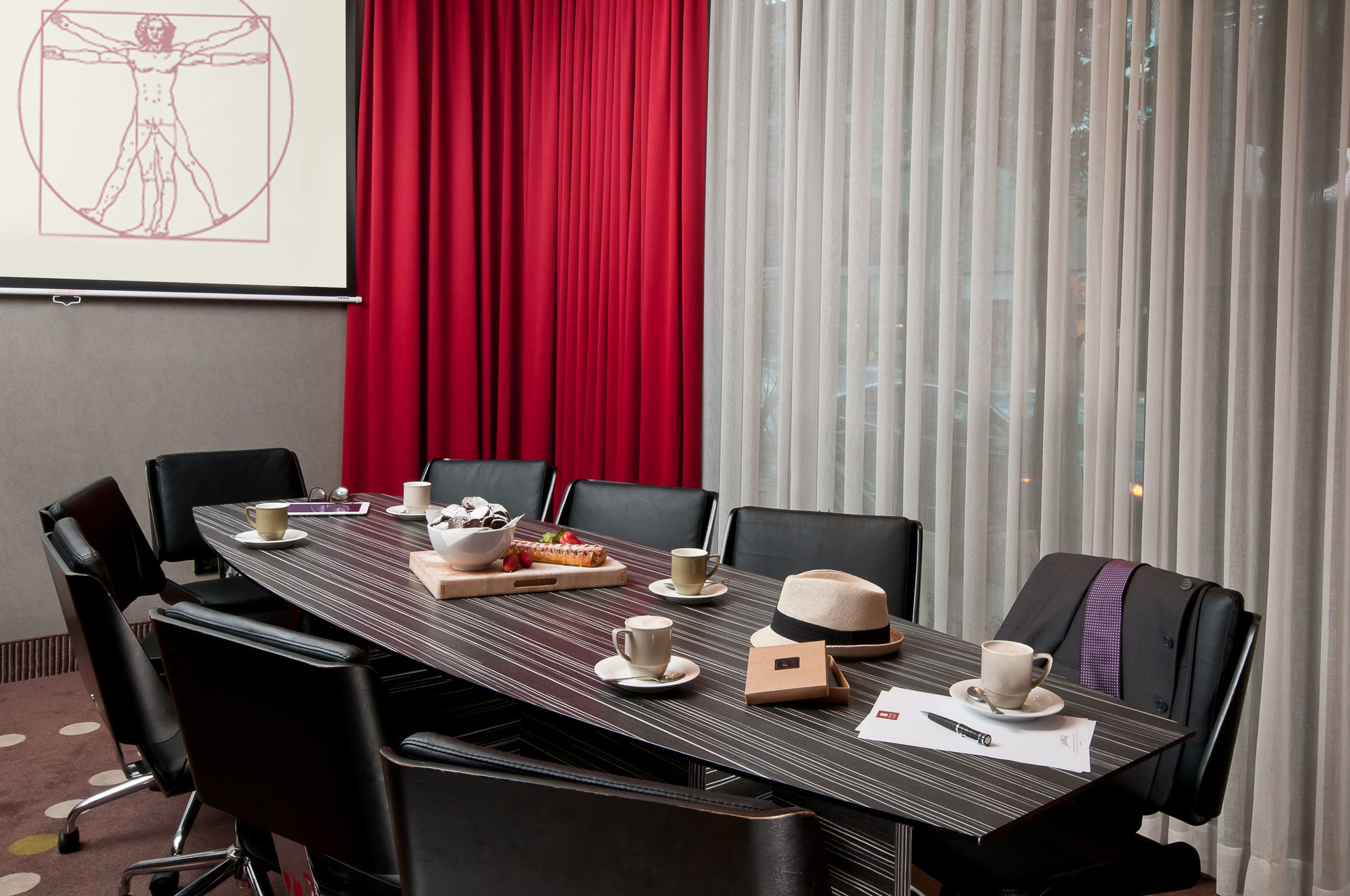 Leonardo City Tower Hotel Tel Aviv Giv'atayim Exterior foto Meeting room