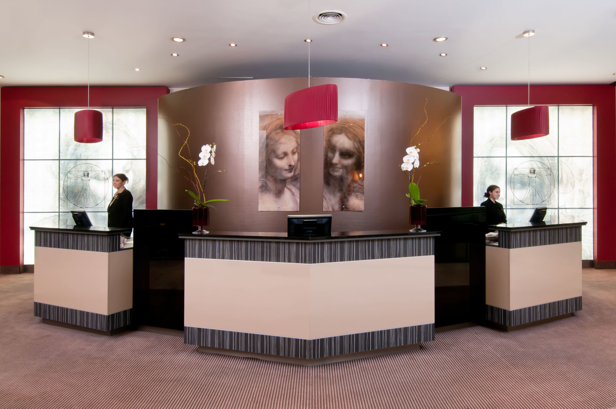 Leonardo City Tower Hotel Tel Aviv Giv'atayim Exterior foto Reception desk at the Radisson Blu Hamburg