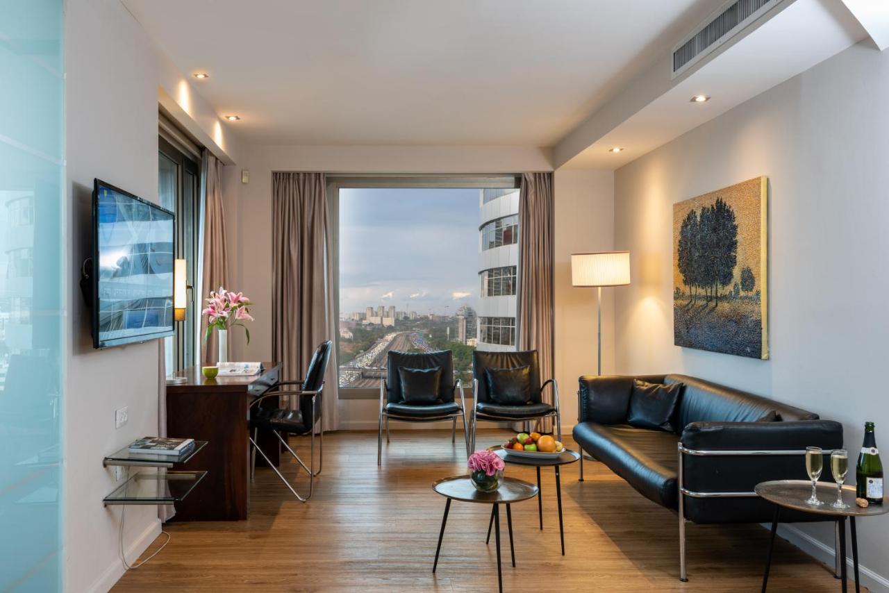 Leonardo City Tower Hotel Tel Aviv Giv'atayim Exterior foto A suite at the hotel